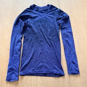 Blue Long Sleeve Athletic Top Lululemon Size 2
